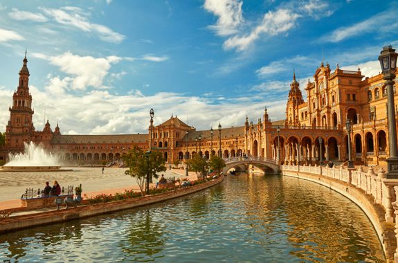 plaza-espana-sevilla
